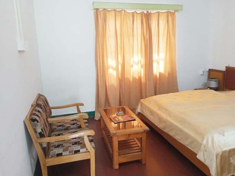 Gmvn Tourist Lodge Gangnāni エクステリア 写真
